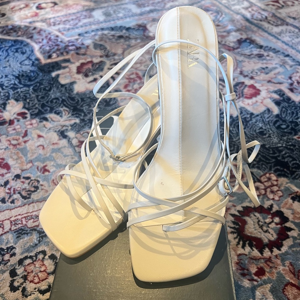 Zara White Strappy Heels US 6.5 EU37
